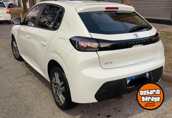 Autos - Peugeot 208 2022 Nafta 68000Km - En Venta