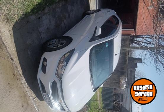 Autos - Chevrolet Prisma 2017 GNC 110000Km - En Venta