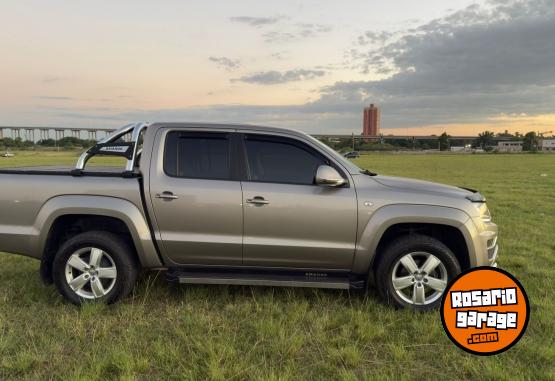 Camionetas - Volkswagen AMAROK 2017 Diesel 117000Km - En Venta