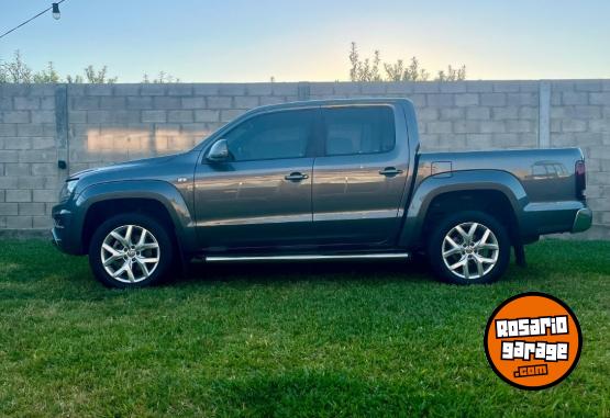 Camionetas - Volkswagen Amarok Highline V6 2023 Diesel 91000Km - En Venta