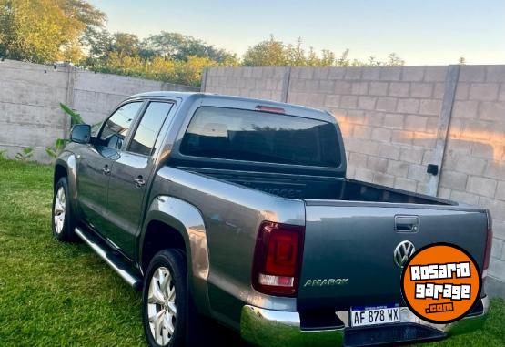 Camionetas - Volkswagen Amarok Highline V6 2023 Diesel 91000Km - En Venta