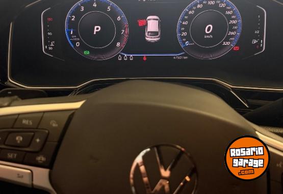 Autos - Volkswagen Nivus 2021 Nafta 47000Km - En Venta