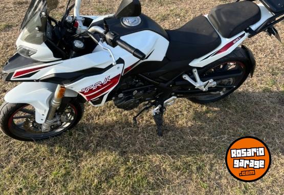 Motos - Benelli trk251 2022 Nafta 2000Km - En Venta