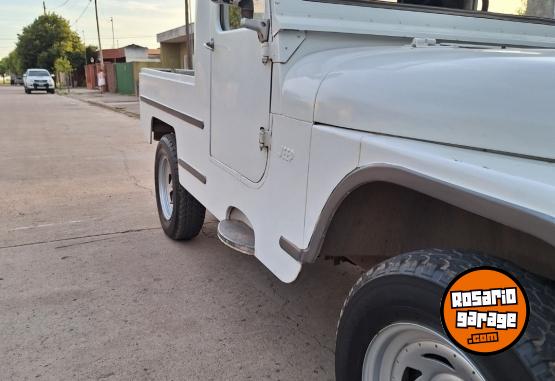 Clásicos - Jeep 61 - En Venta