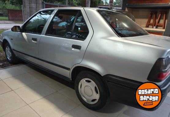 Autos - Renault Renault 19 1.8 1997 Diesel 195000Km - En Venta