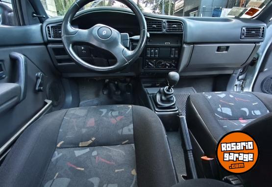 Autos - Renault Renault 19 1.8 1997 Diesel 195000Km - En Venta