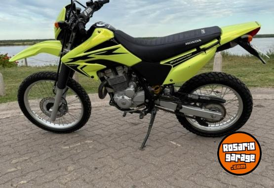 Motos - Honda tornado 2017 Nafta 15000Km - En Venta