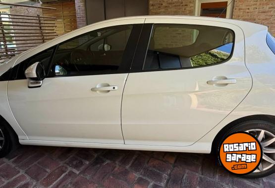 Autos - Peugeot 308 ACTIVE 2014 Nafta 135000Km - En Venta