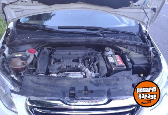 Autos - Peugeot 2008 THP Sport 2018 Nafta 89400Km - En Venta