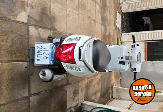 Motos - Kymco Like 125 2025 Nafta 700Km - En Venta