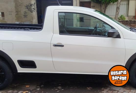 Camionetas - Volkswagen saveiro cabina simple 2015 Nafta 168300Km - En Venta