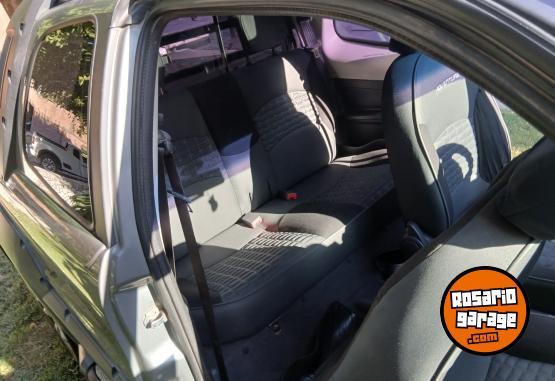 Camionetas - Fiat STRADA ADVENTURE 2013 GNC 243000Km - En Venta