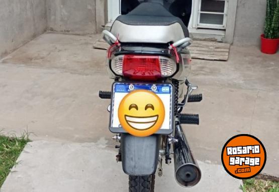 Motos - Motomel Blitz 2022 Nafta 4000Km - En Venta