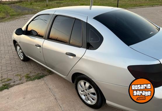 Autos - Renault Symbol 2013 GNC 154200Km - En Venta