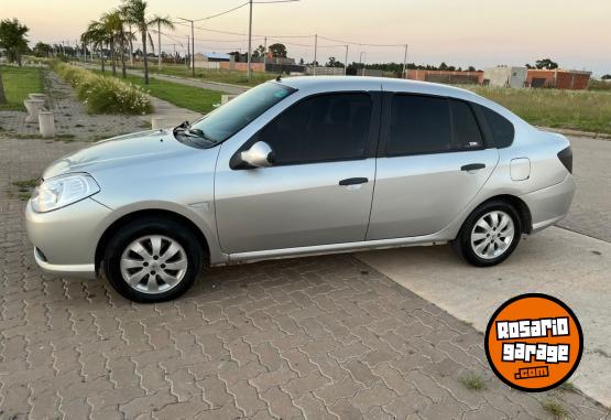 Autos - Renault Symbol 2013 GNC 154200Km - En Venta