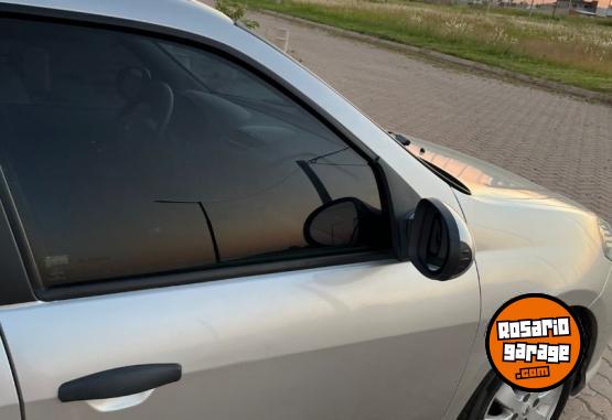 Autos - Renault Symbol 2013 GNC 154200Km - En Venta