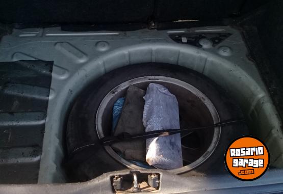 Autos - Peugeot 307 h d i 110cv 2007 Diesel 258000Km - En Venta