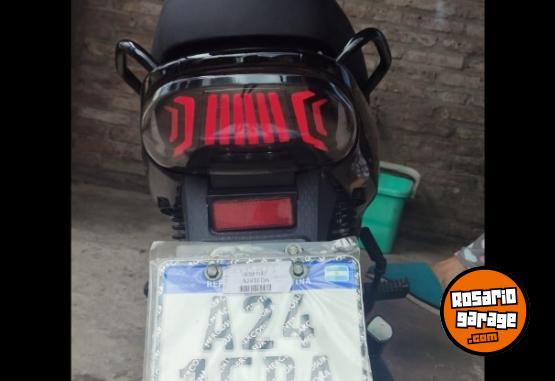 Motos - Gilera Smash 110 full 2025 Nafta 1400Km - En Venta