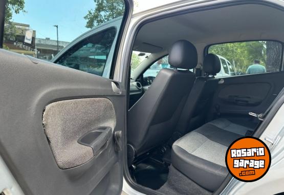 Autos - Volkswagen VOYAGE 1.6 CONFORTLINE 2013 GNC 165000Km - En Venta