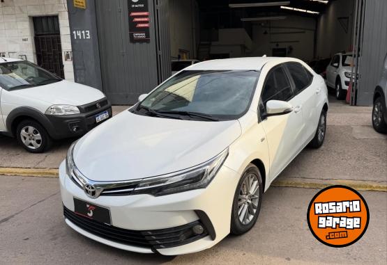 Autos - Toyota Corolla 2017 Nafta 72000Km - En Venta