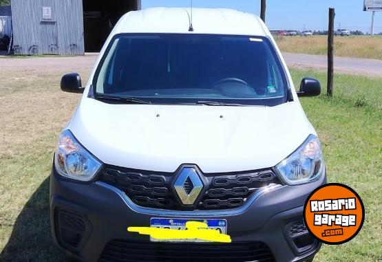Utilitarios - Renault KANGOO 1.6 EXPRESS 5 A 2024 Nafta 50000Km - En Venta