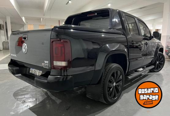 Camionetas - Volkswagen AMAROK BLACK STYLE 258CV 2023 Nafta 134689Km - En Venta