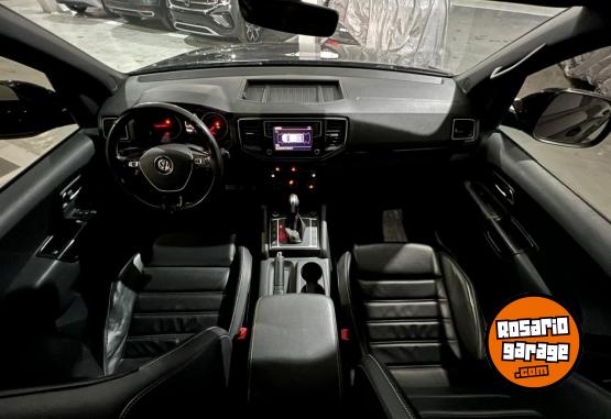 Camionetas - Volkswagen AMAROK BLACK STYLE 258CV 2023 Nafta 134689Km - En Venta
