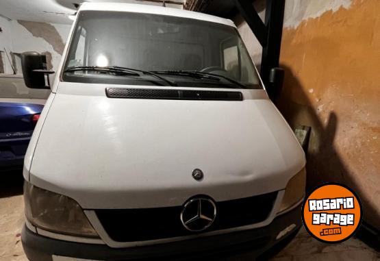 Utilitarios - Mercedes Benz 2010 2010 Diesel 150000Km - En Venta