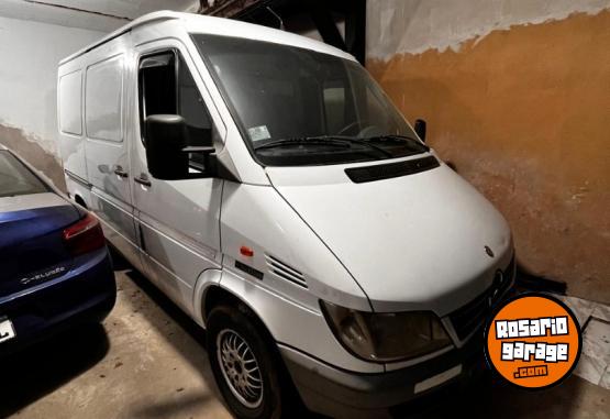 Utilitarios - Mercedes Benz 2010 2010 Diesel 150000Km - En Venta