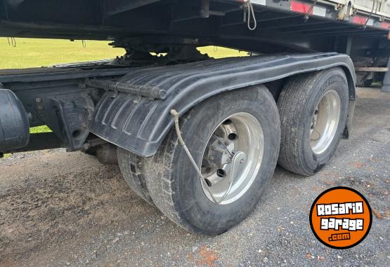 Camiones y Gr�as - IVECO CURSOR 330 - En Venta