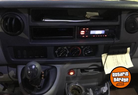 Utilitarios - Renault MASTER 2.5 L1 H1 2010 Diesel 999999Km - En Venta