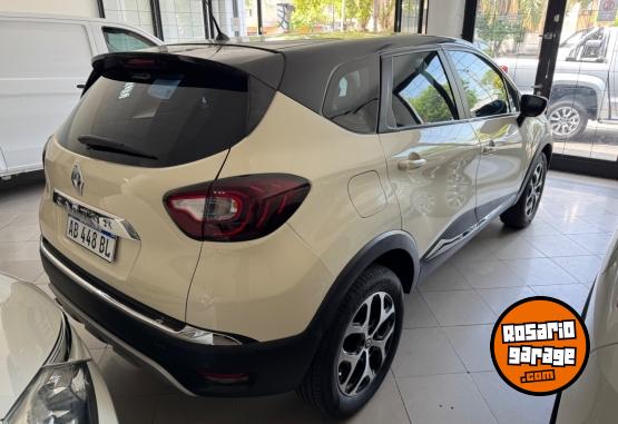 Autos - Renault Captur 2017 Nafta 90000Km - En Venta