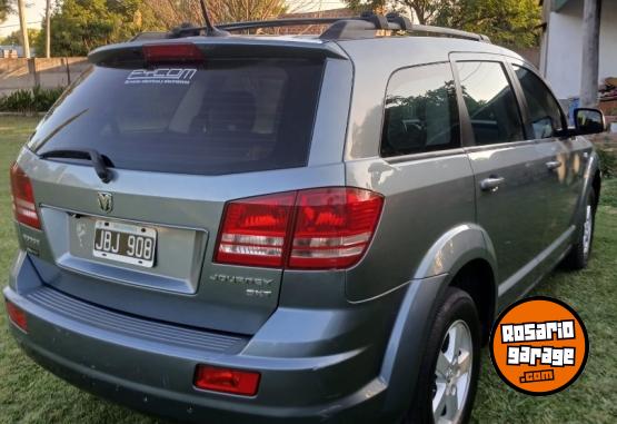 Camionetas - Dodge Journey 2010 Nafta 142000Km - En Venta