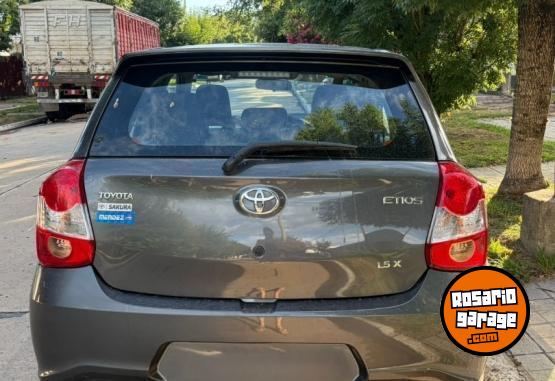 Autos - Toyota Etios 2022 Nafta 17500Km - En Venta