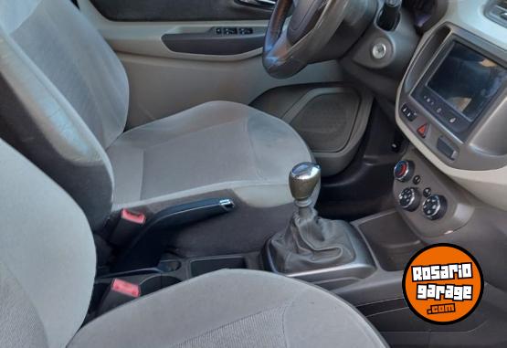Autos - Chevrolet Spin 2013 Nafta 180000Km - En Venta