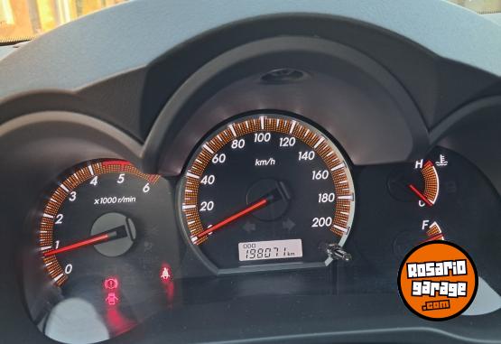 Camionetas - Toyota Hilux 2013 Diesel 198200Km - En Venta