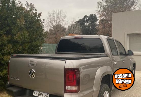 Camionetas - Volkswagen Amarok Comfortline 2023 Diesel 76000Km - En Venta