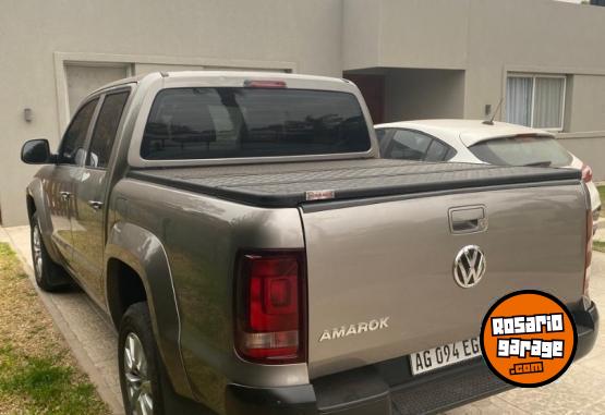 Camionetas - Volkswagen Amarok Comfortline 2023 Diesel 76000Km - En Venta