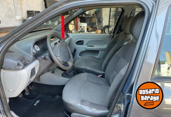 Autos - Renault Clio 2 2009 Nafta 192000Km - En Venta