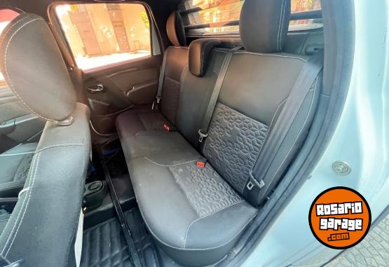 Camionetas - Renault duster oroch 2016 GNC 116000Km - En Venta