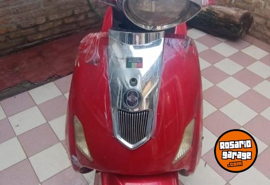 Motos - Gilera jazz 125 2016 Nafta 9400Km - En Venta