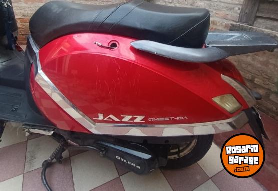 Motos - Gilera jazz 125 2016 Nafta 9400Km - En Venta