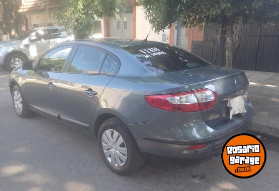 Autos - Renault Fluence confort 1.6 2011 Nafta 130000Km - En Venta