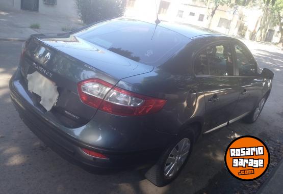 Autos - Renault Fluence confort 1.6 2011 Nafta 130000Km - En Venta