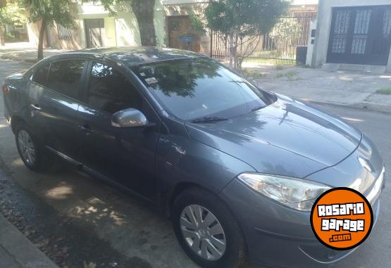 Autos - Renault Fluence confort 1.6 2011 Nafta 130000Km - En Venta