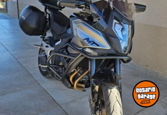 Motos - CF MT 700 2024 Nafta 9000Km - En Venta