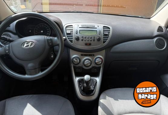 Autos - Hyundai Hyundai i10 1.2 Gls Segur 2014 Nafta 94000Km - En Venta