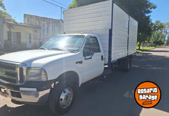 Utilitarios - Ford 2011 2011 Diesel 360000Km - En Venta