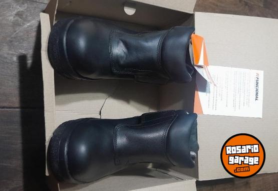 Indumentaria - Borcegos de seguridad FUNCIONAL talle40 - En Venta