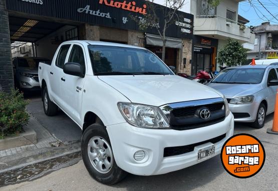 Camionetas - Toyota HILUX 2.5 DX 4X2 2010 Diesel 311000Km - En Venta